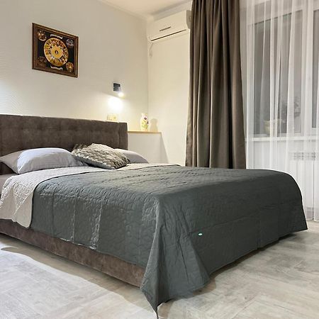 Chernigov City Apartments Na Peremohy المظهر الخارجي الصورة