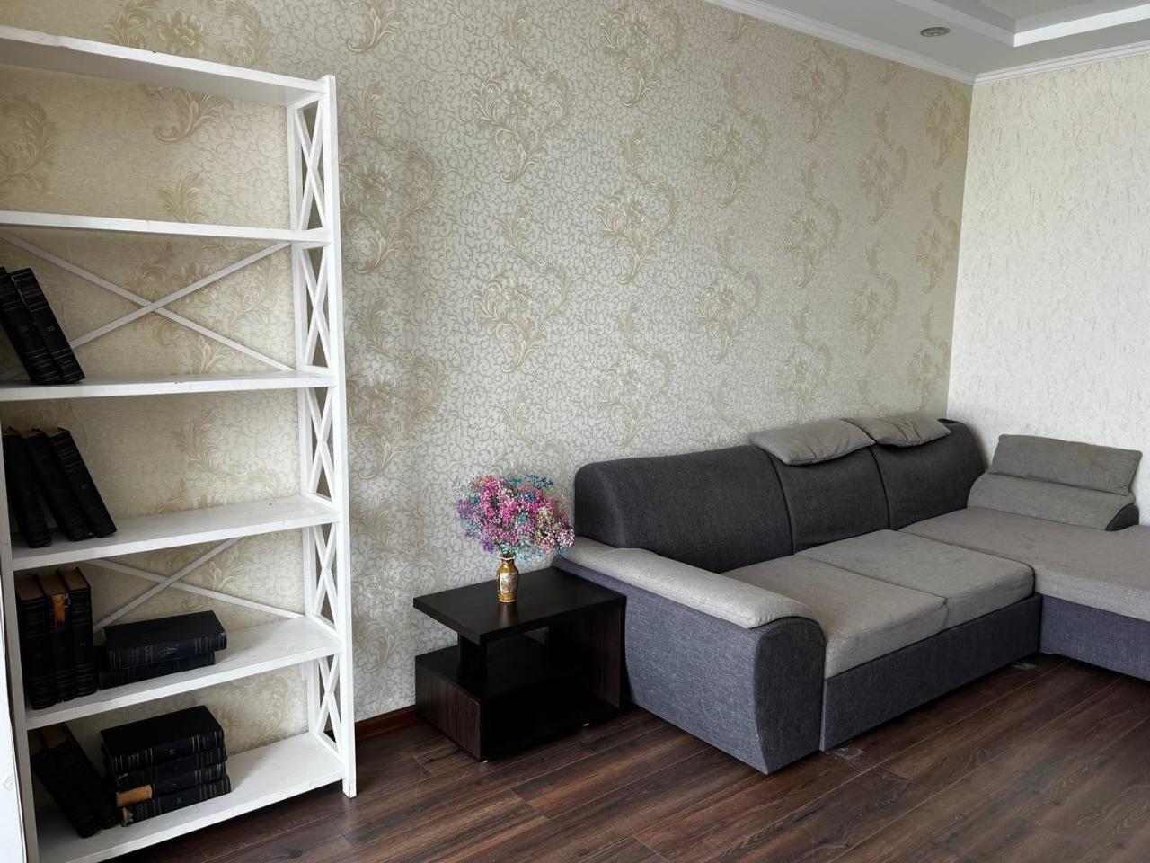Chernigov City Apartments Na Peremohy المظهر الخارجي الصورة