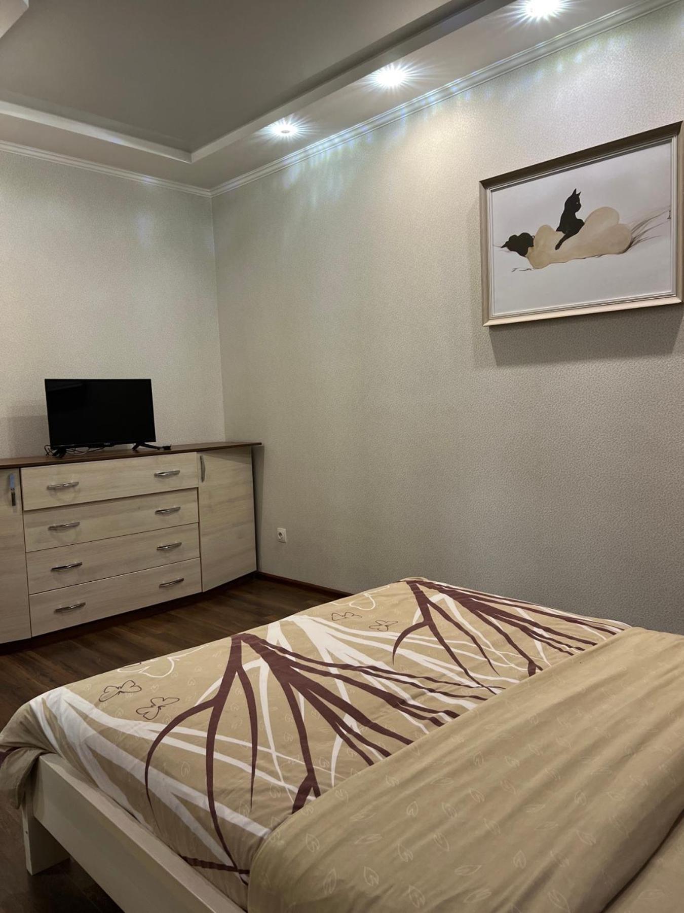 Chernigov City Apartments Na Peremohy المظهر الخارجي الصورة